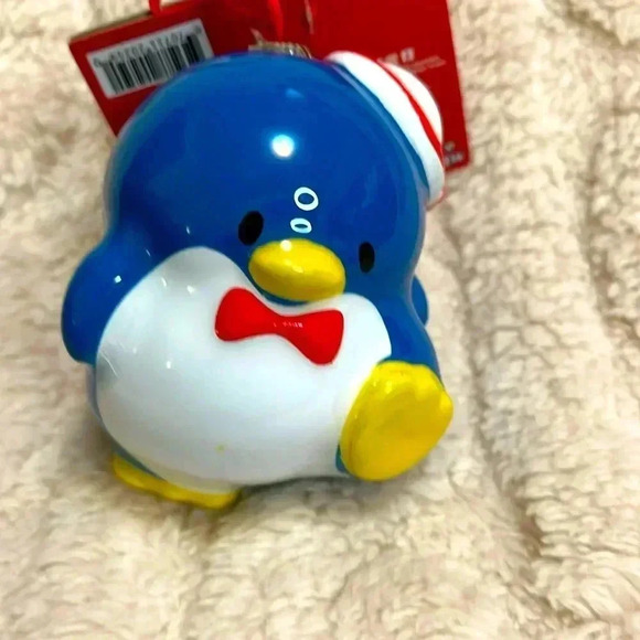 Sanrio TUXEDO SAM DECOUPAGE CHRISTMAS TREE ORNAMENT - New - Picture 3 of 4